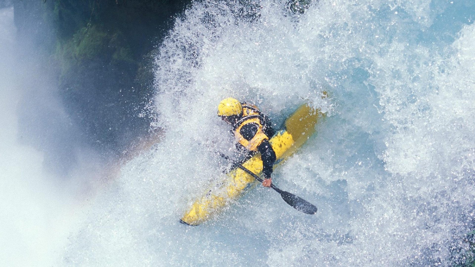 西甲球场上的巅峰竞技：瞬间引爆全场沸腾，西甲球赛